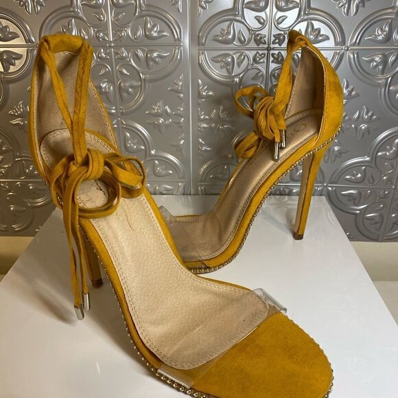 NWOB Olivia Ferragamo   - Picture 4 of 4